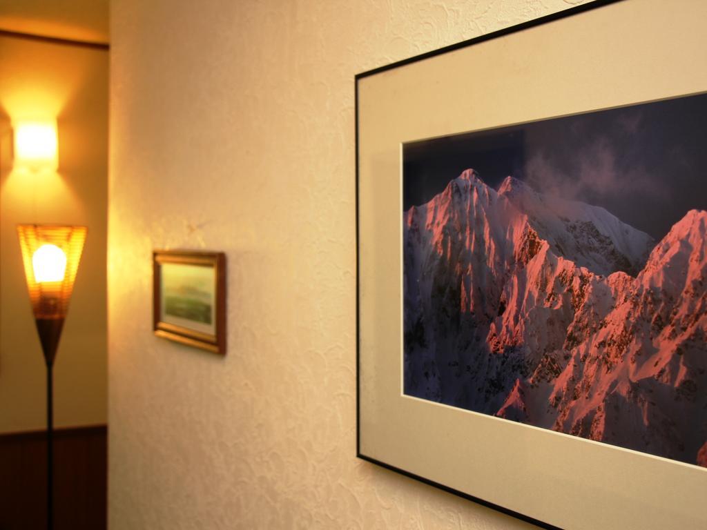 Pension Morinokaze Hakuba Buitenkant foto