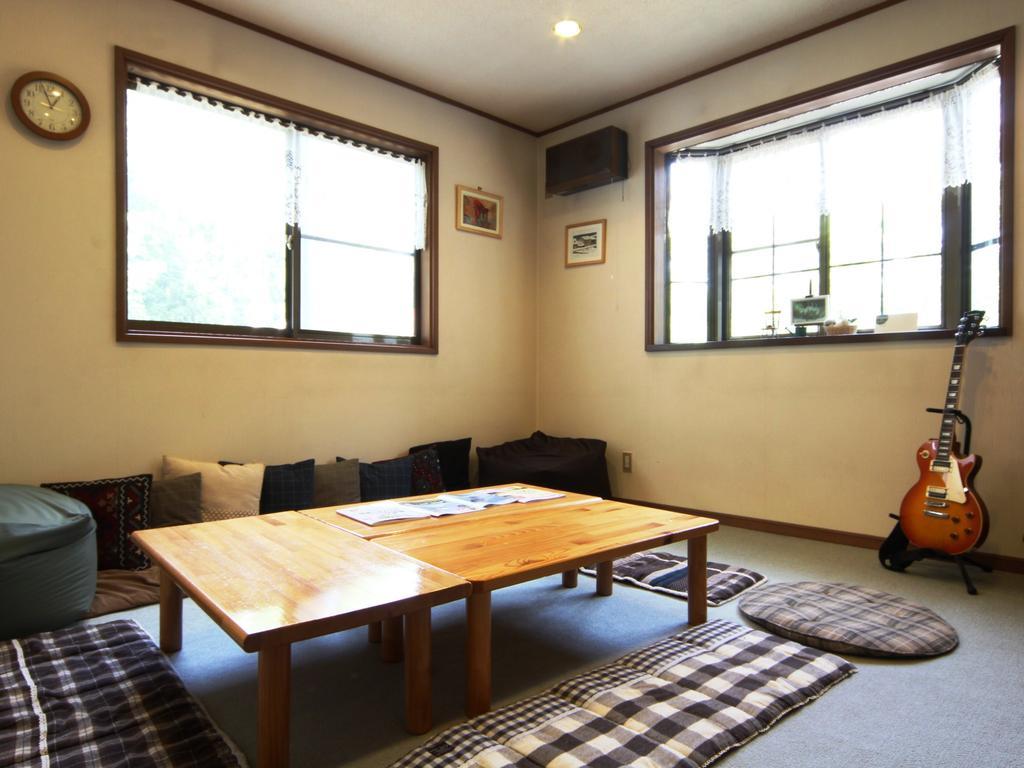 Pension Morinokaze Hakuba Buitenkant foto