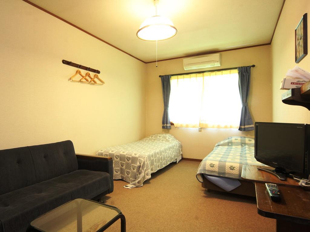 Pension Morinokaze Hakuba Buitenkant foto